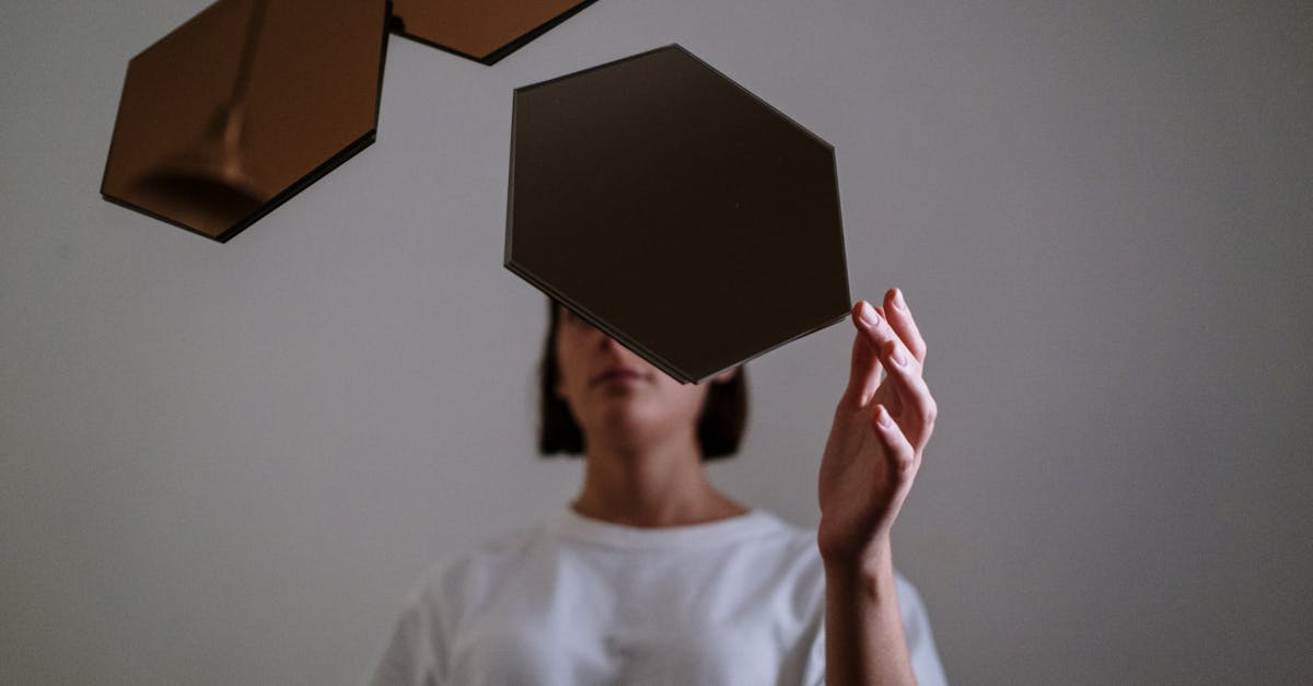 découvrez les multiples facettes de l'obsession, ce sentiment intense qui captive et consume l'esprit. plongez dans une analyse approfondie des causes, des effets et des implications de cette passion dévorante sur nos vies, nos relations et notre bien-être.